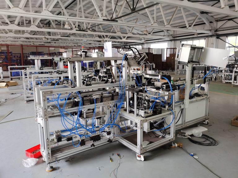 u型码钉自动装盒机